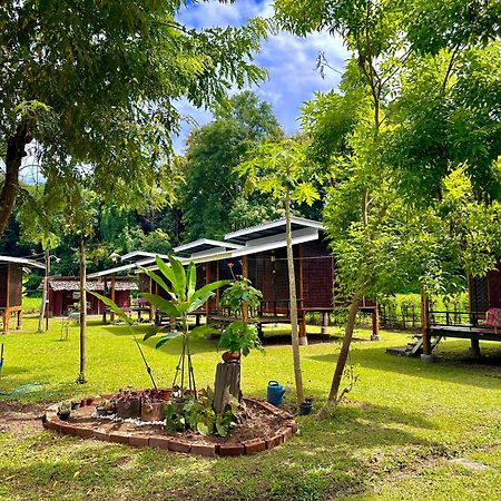 Twin Hut Hotell Pai Exteriör bild