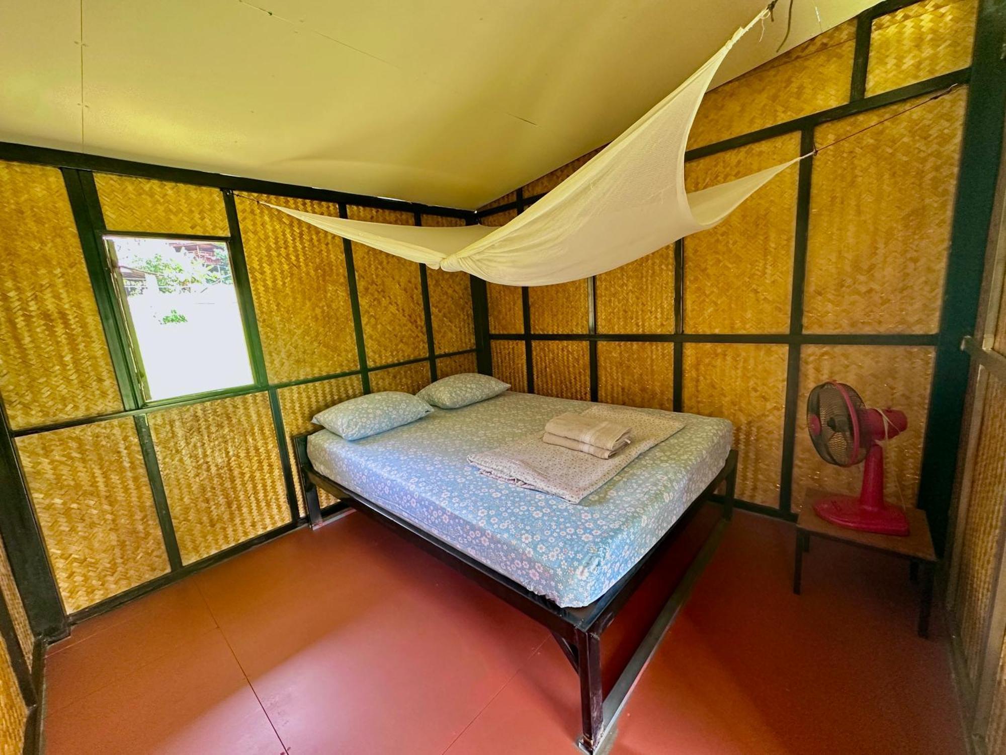 Twin Hut Hotell Pai Exteriör bild